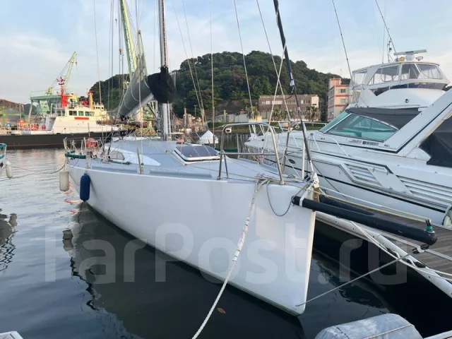 Elliott 1300. ����� 13,1��., 1994 ���. ��� ����� �� ������������ ����