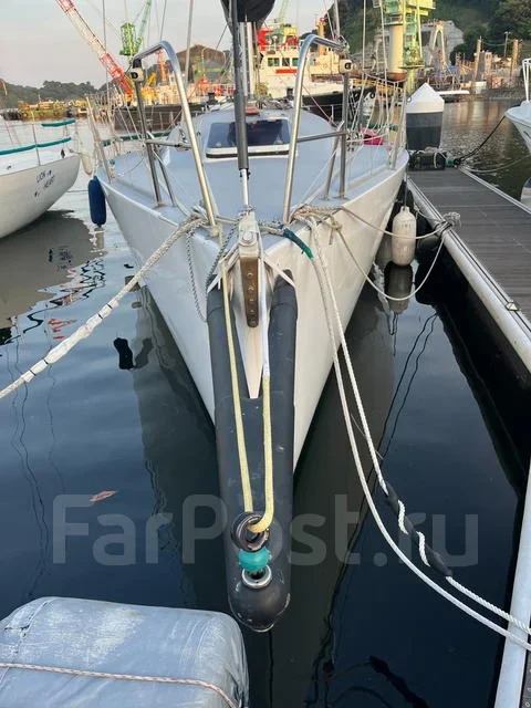 Elliott 1300. ����� 13,1��., 1994 ���. ��� ����� �� ������������ ����
