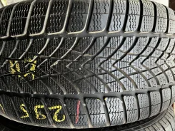 Dunlop SP Winter Sport 4D