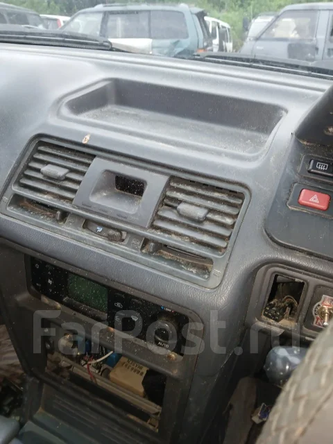 Mitsubishi Pajero. V21W, 4G64 ����