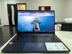 Tecno MegaBook T1. 15.6", 1,2����, ��� 16 ��, ���� 512���, WiFi: 1, Bluetooth: 1 ����