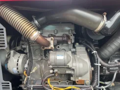 ����������� ��������� Isuzu 3LB1 � ����� ��� ����������� 3LB1 ����