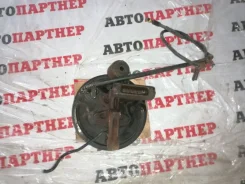 ������� Toyota Corolla 4241012090 AE100, ������ ����� 4241012090 ����
