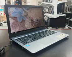 Asus. 15.6", 1,6����, ��� 2048 ��, ���� 120���, WiFi: 1, Bluetooth: 1, ����������� �� 3��. ����