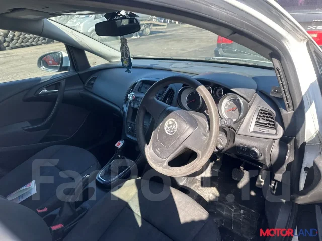������� Opel Astra J 2010-2017 21120483 1202294 ����