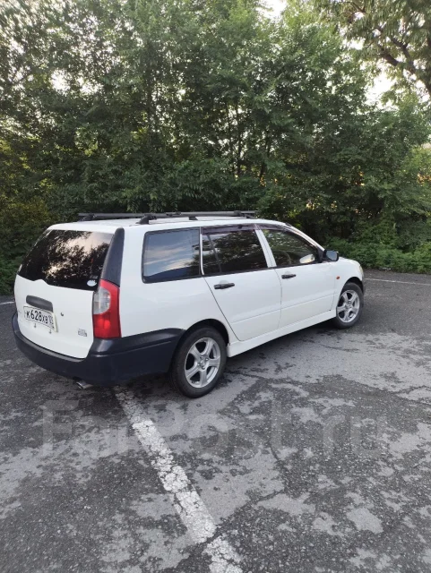 Mitsubishi Lancer. ��������, ��������, 1.5 (90��.�.), ������, 150 000����. �� ����