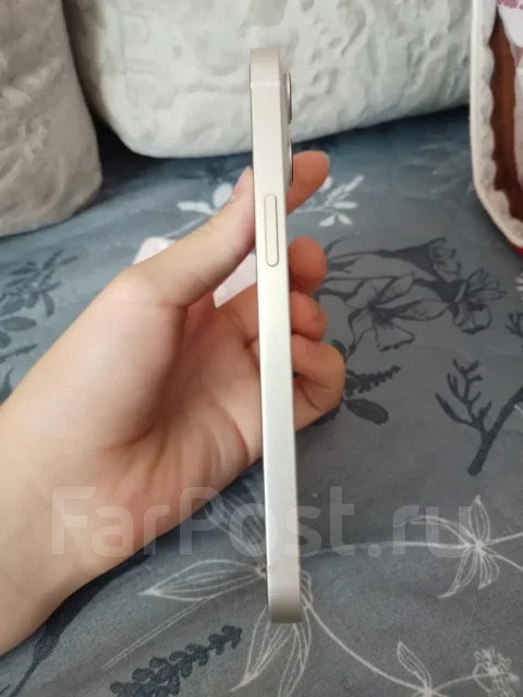 Apple iPhone 13. �/�, 128 ��, �����, eSIM ����