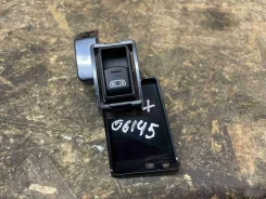 ������ (�����������) Mercedes-Benz X 2017-2020 68105 W470 68105 ����