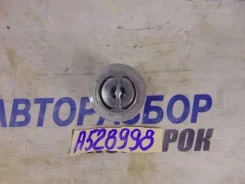 ��������� Nissan Qashqai 1 2006-2013 212306N200 J10 212306N200 ����