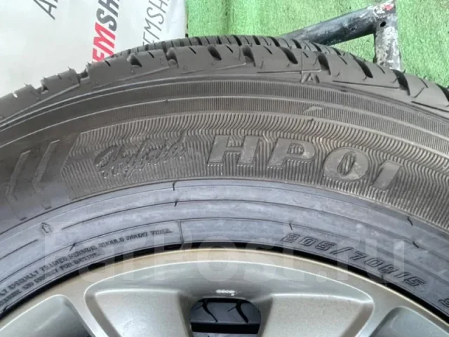Goodyear EfficientGrip SUV HP01