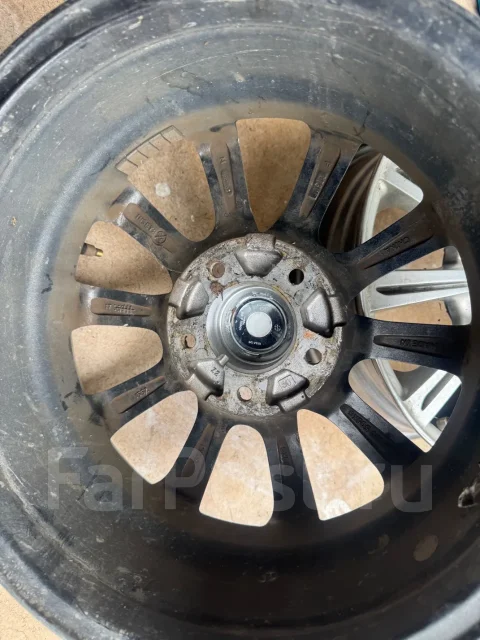 Millous. 5.0x15", 5x114.3 ����