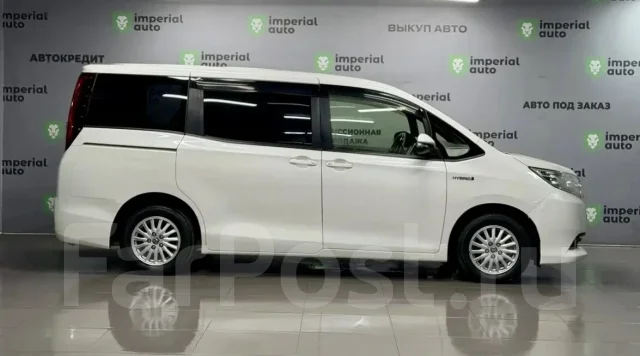 Toyota Noah. �������, ��������, 1.8 (99��.�.), ������, 132 000����. �� ����