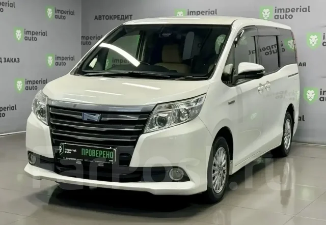 Toyota Noah. �������, ��������, 1.8 (99��.�.), ������, 132 000����. �� ����