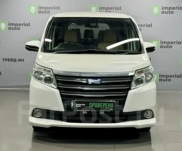 Toyota Noah. �������, ��������, 1.8 (99��.�.), ������, 132 000����. �� ����