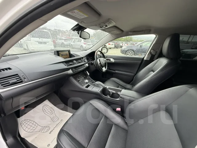 Lexus CT200h. �������, ��������, 1.8 (99��.�.), ������, 173 000����. �� ����