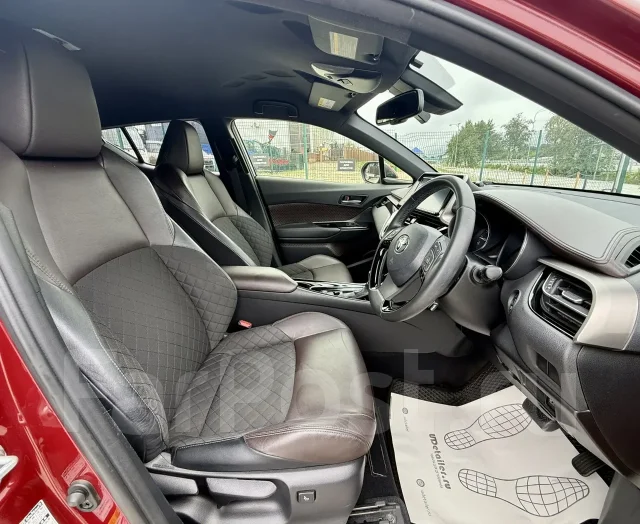 Toyota C-HR. �������, 4wd, 1.2 (116��.�.), ������, 82 000����. �� ����