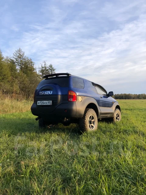 Isuzu VehiCross. �������, 4wd, 3.2 (215��.�.), ������, 214 000����. �� ����