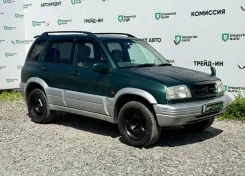Suzuki Escudo. �������, 4wd, 2.5 (160��.�.), ������, 204 000����. �� ����
