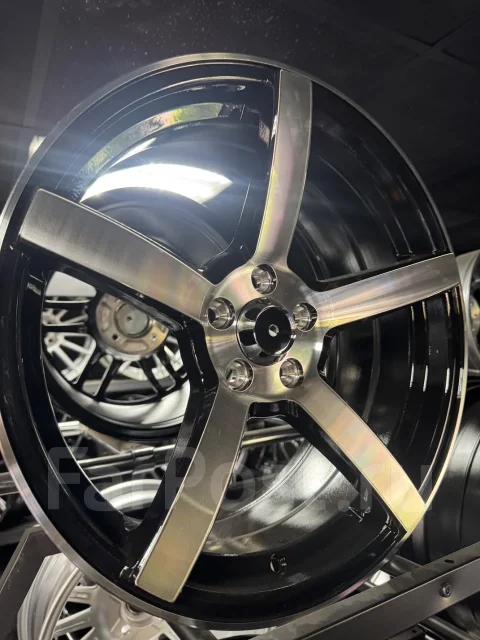 Arrivo AR022. 8.0x18", 5x114.3, ET35, �� 73,1���. ����