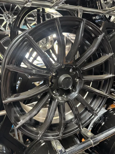 Work Emotion. 7.0x15", 4x100, 4x108, ET33, �� 73,1���. ����