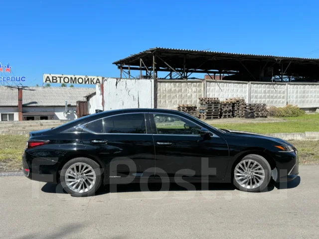 Lexus ES300h. AXZH101000814, A25AFXS ����