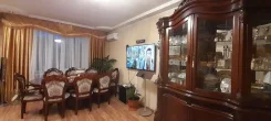 3-���������, ����� ������ 32. �����, ���������, 81,1���.��., 4/4 ����. �������� ����