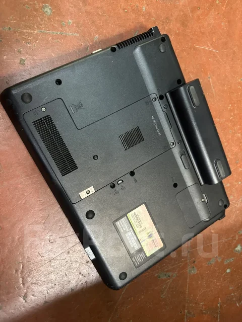 HP Compaq. 12", 2����, ��� 1024 ��, WiFi: 1, Bluetooth: 1, ����������� �� 1��. ����