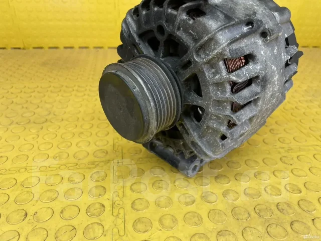 ��������� Audi A4 B8 A5 8T cala 06E903016S 06E903016S ����