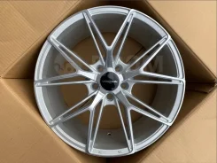 Veemann. 8.0x18", 5x114.3, ET40, �� 67,1���. ��� ����� �� �������� ����
