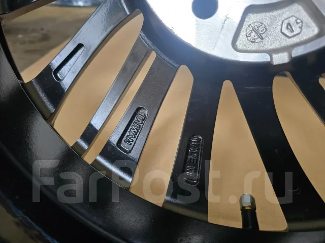 Weds Leonis. 5.5x15", 4x100, ET50 ����