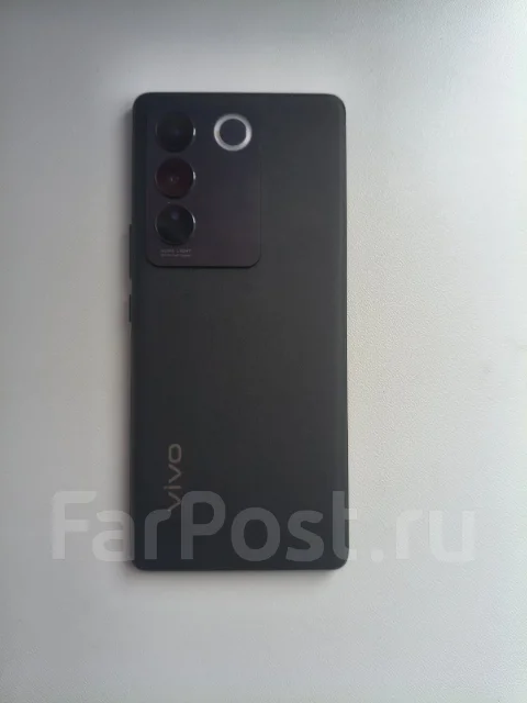 Vivo V27. �/�, ������, 3G, 4G LTE, NFC, ������� ������� ����