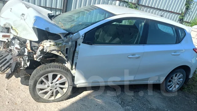 Nissan Tiida. FDTALEWC13EQA, HR16DE ����