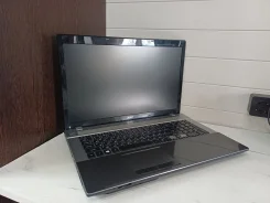 Acer Aspire V3-771. 17.3", 2,4����, ��� 8 ��, ���� 699���, WiFi: 1, Bluetooth: 1 ����