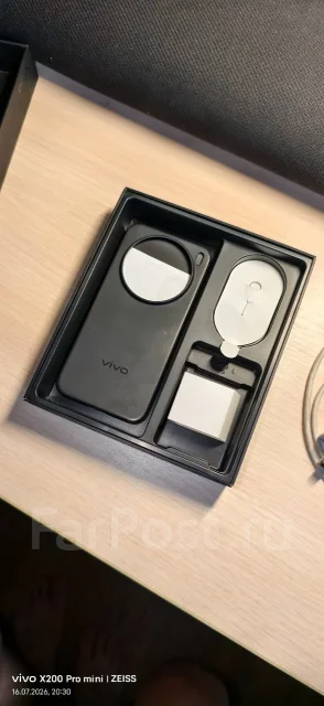 Vivo X200 Pro mini. �/�, 512 ��, ������, 3G, 4G LTE, 5G, Dual-SIM, ����������, NFC, ������� �������, ������������ ������� ����