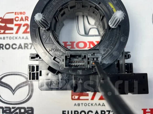 ������ srs Mazda 3 KD4966CS0A BM P5 KD4966CS0A ����
