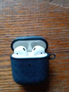 Apple AirPods ����