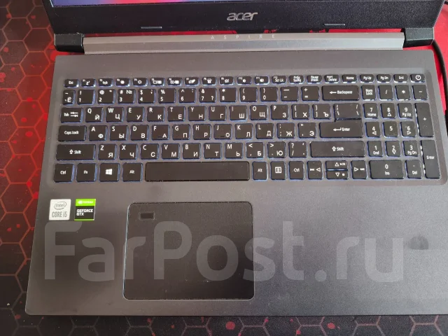 Acer Aspire 7. 15.6", 2,5����, ��� 8 ��, ���� 500���, WiFi: 1, Bluetooth: 1, ����������� �� 6��. ����