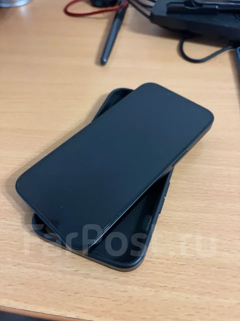 Apple iPhone 13. �/�, 128 ��, ������, 3G, 4G LTE, 5G, NFC, eSIM, ������� �������, ������������ ������� ����