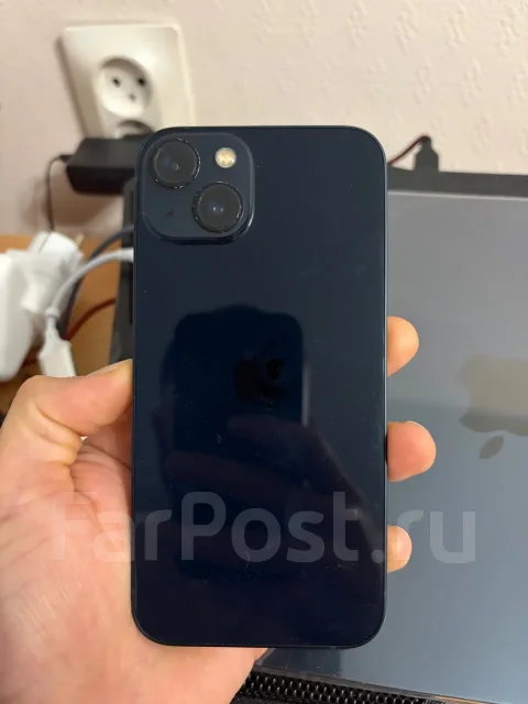 Apple iPhone 13. �/�, 128 ��, ������, 3G, 4G LTE, 5G, NFC, eSIM, ������� �������, ������������ ������� ����