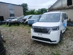 Honda Stepwgn. RP6 ����