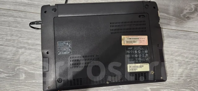 Acer Aspire One 725. 11.6" ����
