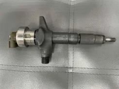 �������� ��������� Isuzu ELF 8980116043 NHS85 4JJ1-T 8980116043 ����