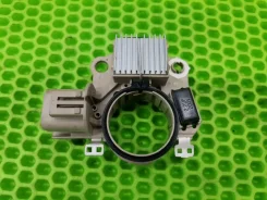 ����� ���������� Mitsubishi MD325699 MD325699 ����