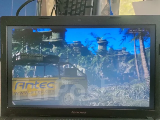 Lenovo. 15.6", 2,4����, ��� 8 ��, ���� 628���, WiFi: 1, Bluetooth: 1, ����������� �� 2��. ����
