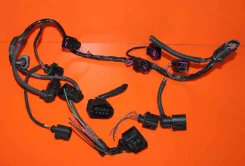 ������ AUDI/Volkswagen 1J0973722, 4D0971992, 4D0971993, 1J0973704, 1J0973702, 8E0973703B, 1J0973737 (�����) 1J0973722 ����