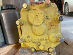 ����������� ������� ������ ����������� Komatsu 702-12-14001 ����