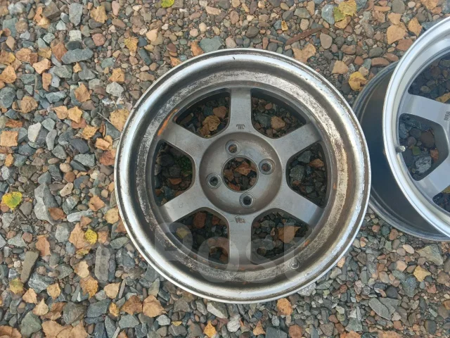 RAYS Volk Racing TE37V. 7.0x15", 4x100, ET18 ����