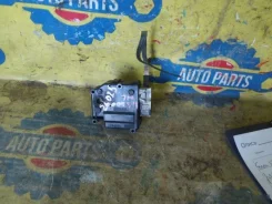 ����������� �������� ����� Lexus LS600H 0638000940 UVF45 0638000940 ����