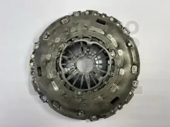 ������� ��������� Mazda 3 L30416410C BK L3VDT L30416410C ����