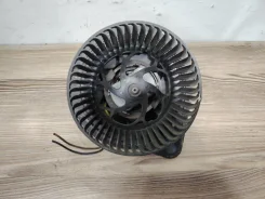 ��������� ��������� (�������� �����) Audi A4 B5 1996 8A1820021 8D5 ADR 8A1820021 ����